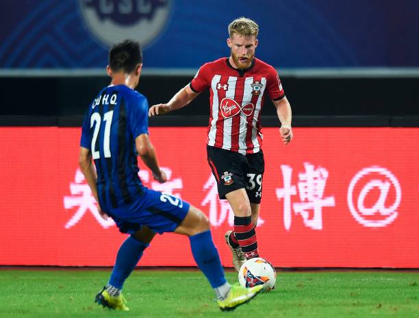 仅补强了球 仅补强了球